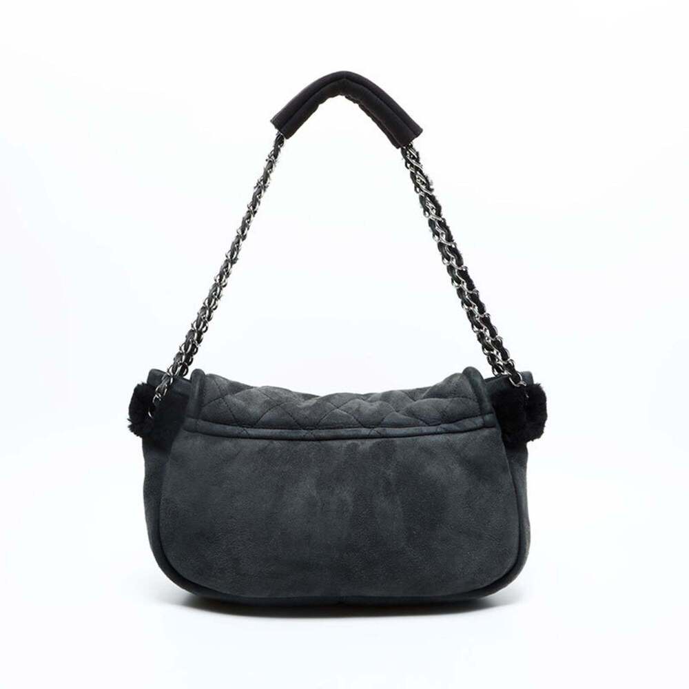 CHANEL Black Shoulder Bag - Picture 2 of 13